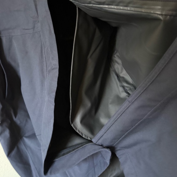 UNIQLO Navy Blue Windbreaker Hooded Blocktech Long Rain Jacket Coat in Medium - Picture 11 of 11